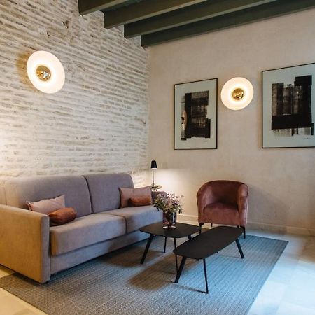 Rocio Suites Apartments Seville Ngoại thất bức ảnh