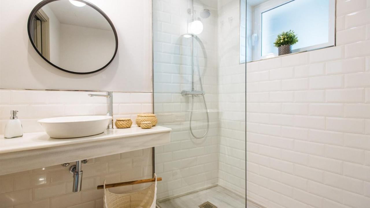 Rocio Suites Apartments Seville Ngoại thất bức ảnh