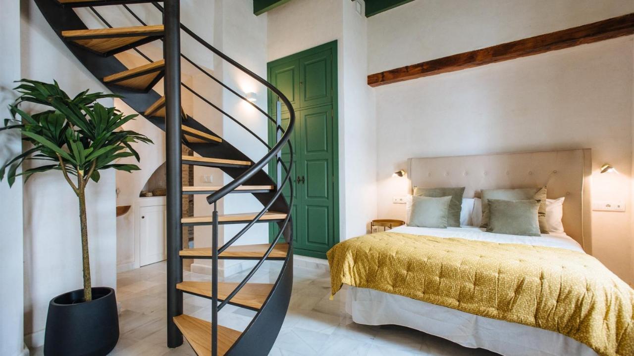 Rocio Suites Apartments Seville Ngoại thất bức ảnh