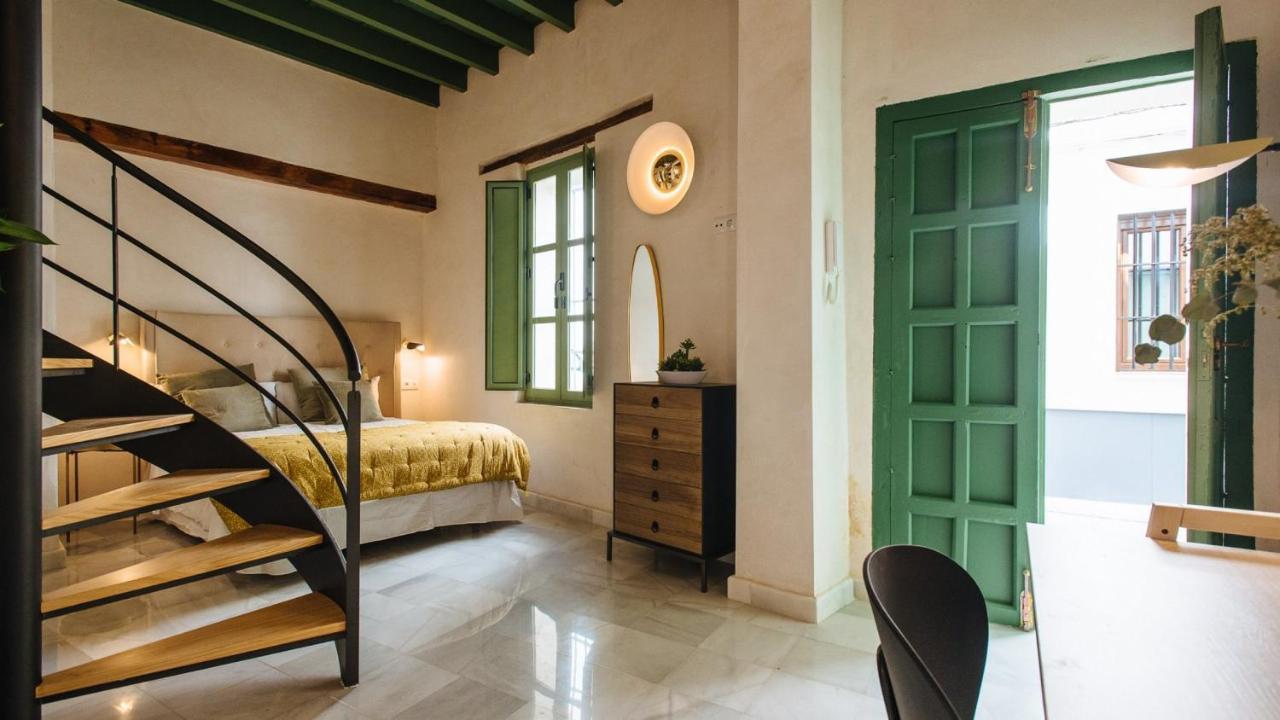 Rocio Suites Apartments Seville Ngoại thất bức ảnh