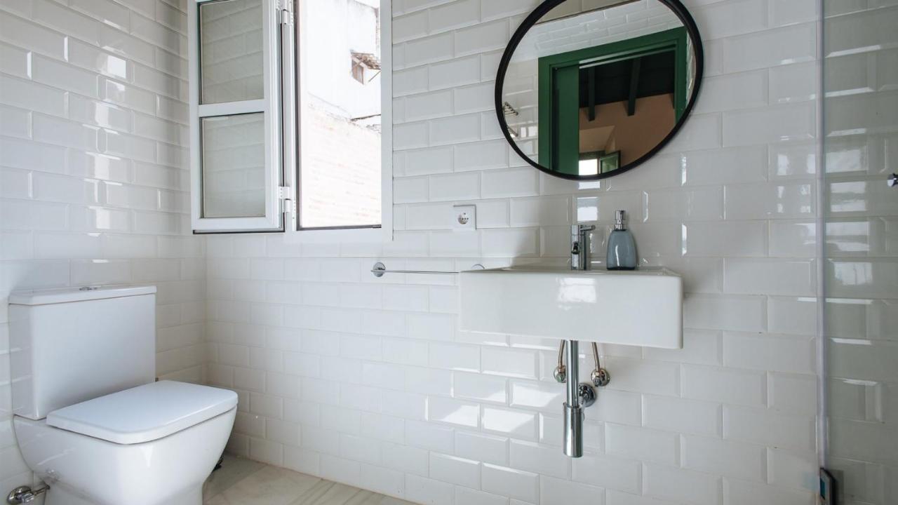 Rocio Suites Apartments Seville Ngoại thất bức ảnh