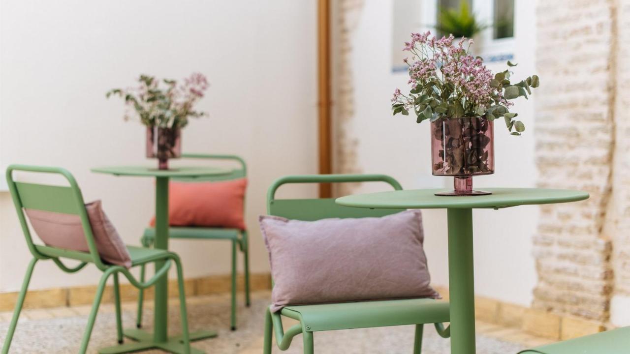 Rocio Suites Apartments Seville Ngoại thất bức ảnh