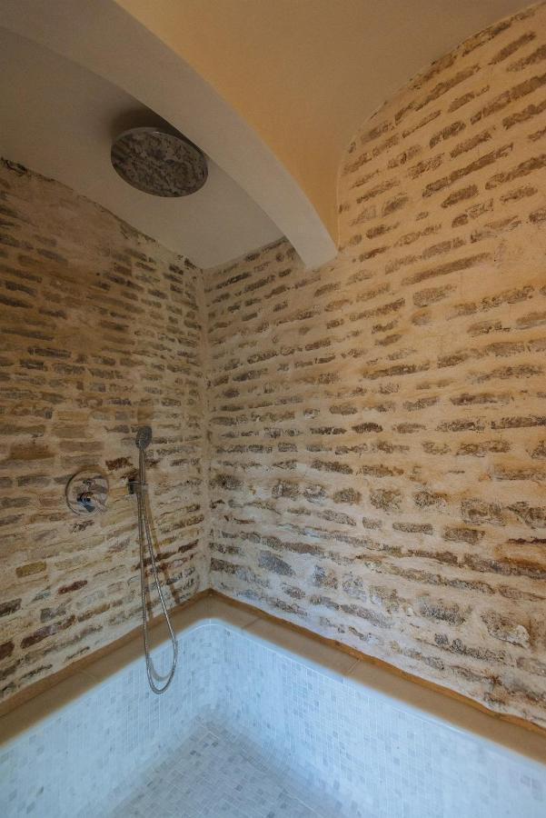 Rocio Suites Apartments Seville Ngoại thất bức ảnh